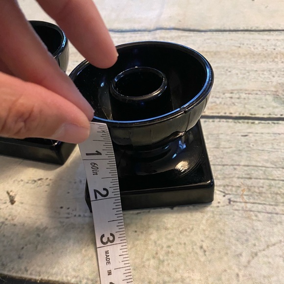 2 black glass candlesticks. - Picture 6 of 9